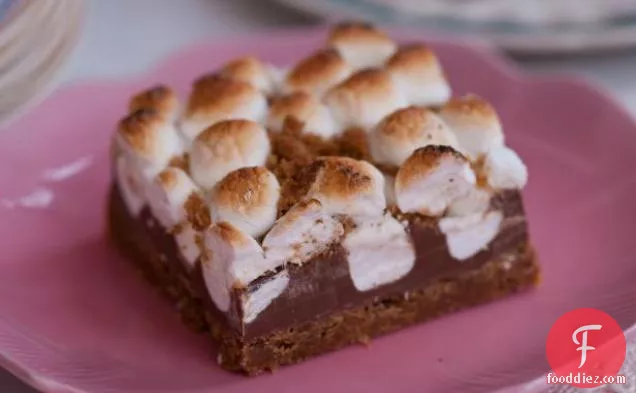 Spicy Smoky S'mores Bars