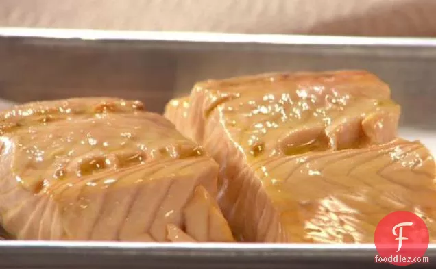 जैतून का तेल सिकी सामन