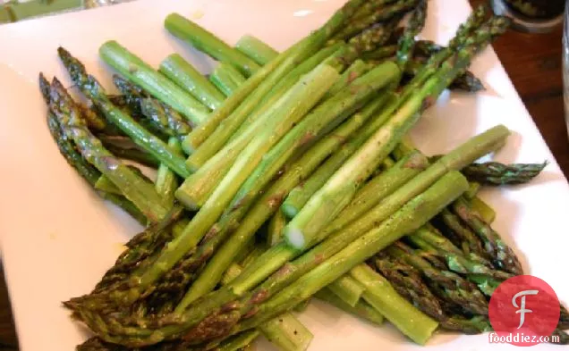 Asparagus With Roasted Shallots And Cayenne Pepper