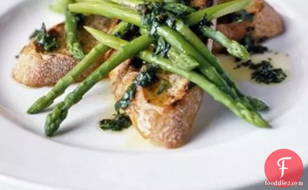 Asparagus With Tarragon Salsa Verde
