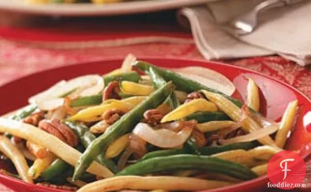 Stir-Fried Beans with Pecans