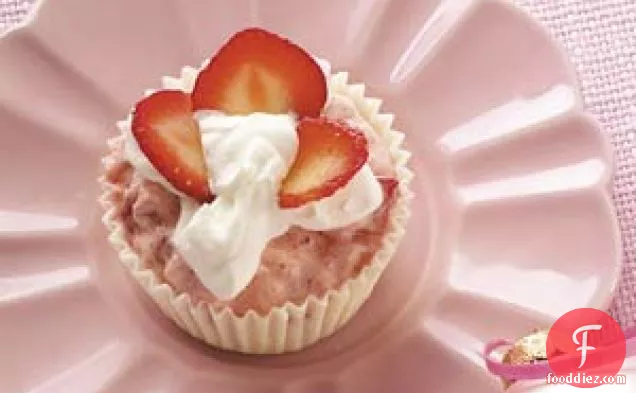 Strawberry Mousse in White Chocolate Cups
