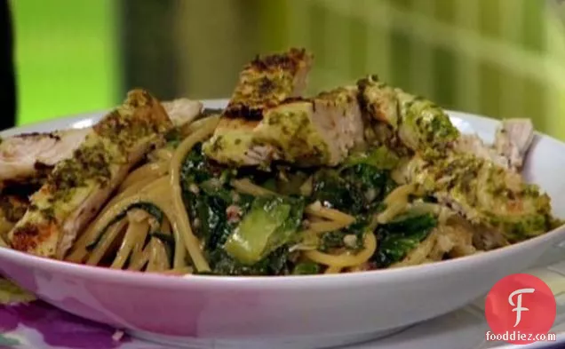 अरुगुला पेस्टो के साथ ग्रील्ड चिकन