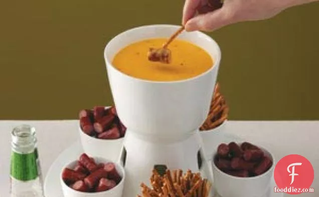 Beer & Cheddar Fondue