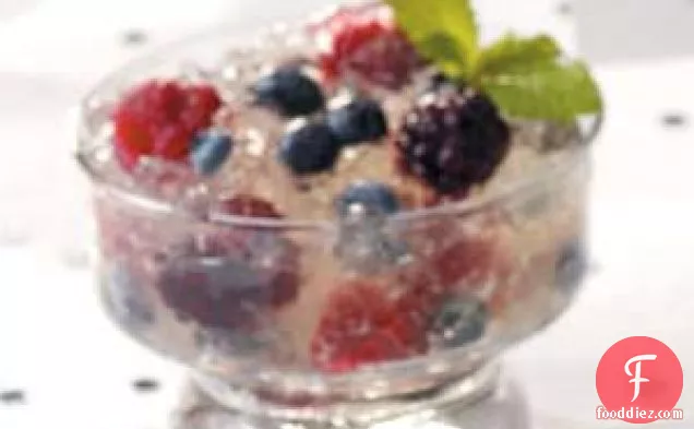 Berries in Champagne Jelly