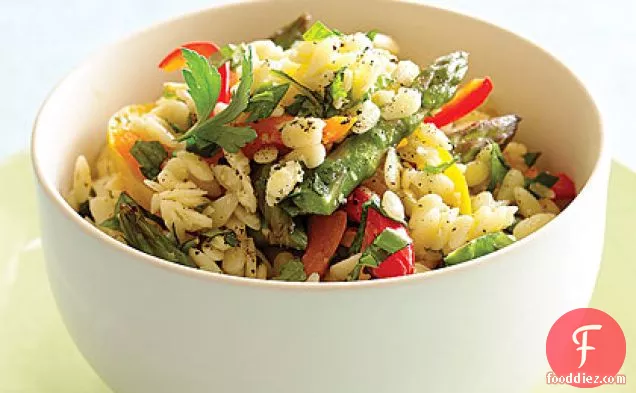 Orzo with Peppers and Asparagus