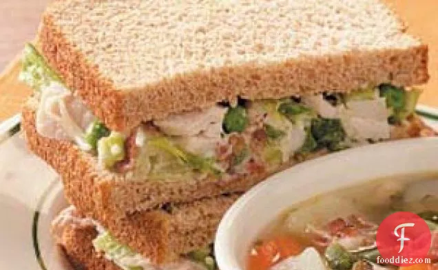 तुर्की सलाद सैंडविच