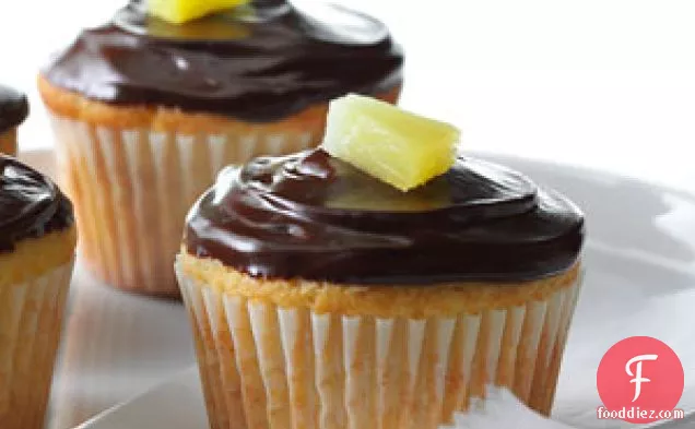 Pineapple Marzipan Cupcakes
