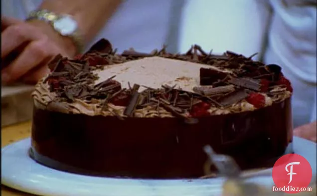 डेविल्स चॉकलेट केक