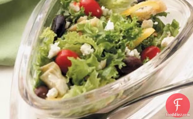 Mediterranean Green Salad