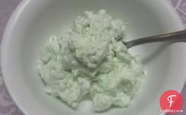 Family Tradition Watergate Salad