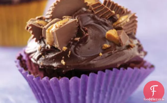 Peanut Butter Cup Chocolate Cupcakes