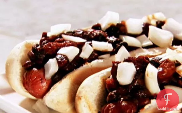 Barbeque Bean Chili Dogs