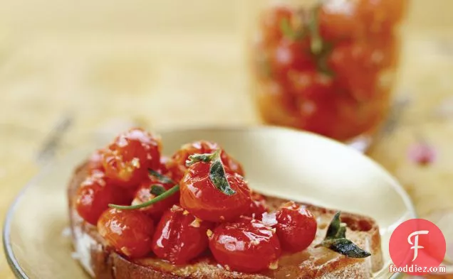 Roasted Grape Tomatoes and Garlic in Olive Oil