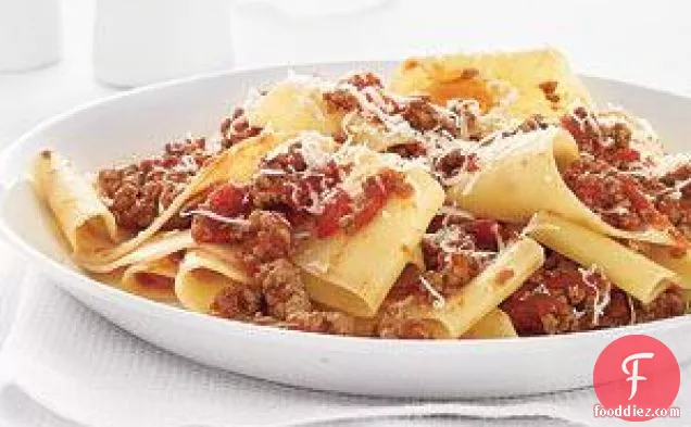 Pappardelle With Spicy Meat Sauce