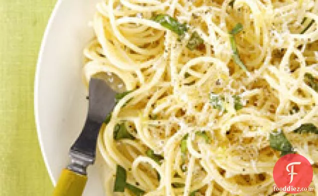 Spaghetti With Garlic And Chile