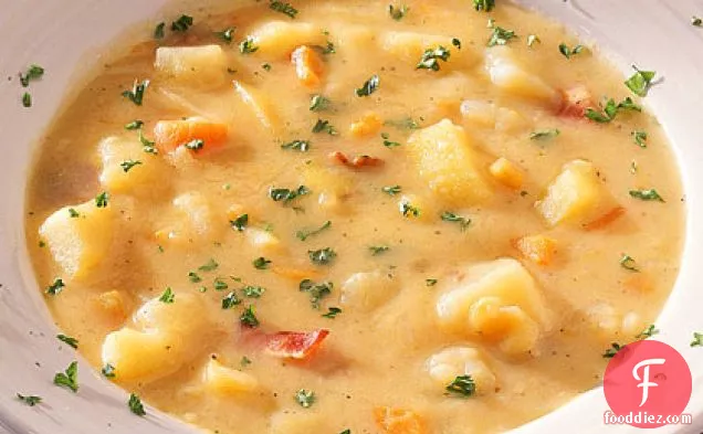 Roasted Garlic-Potato Soup