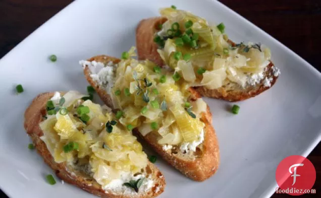 Crostini With Goat Cheese And Leek Confit