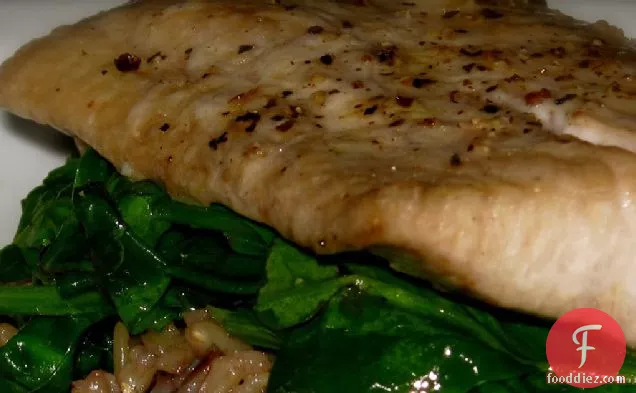 सरल सूप: लहसुन पालक के साथ माही-माही