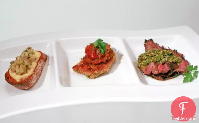 पनीर और बीयर के शौकीन के साथ सौंफ और लीक ब्रूसचेट्टा