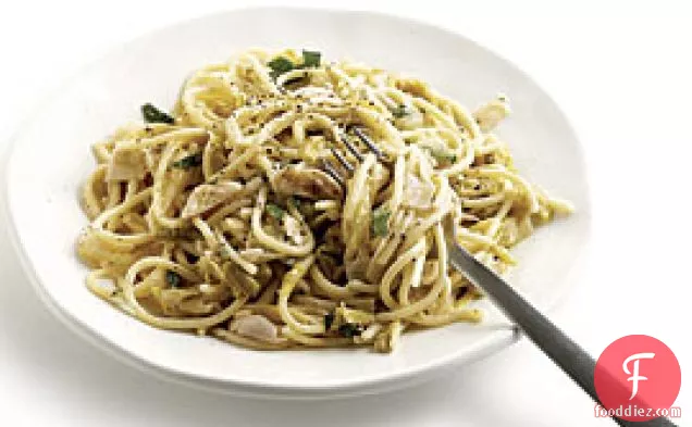 Spaghetti With Creamy Braised Garlic And Leeks