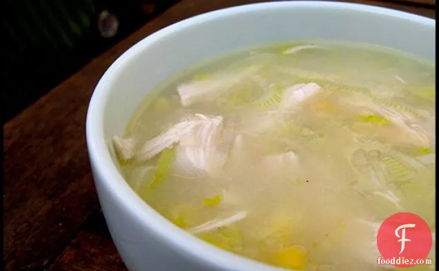 चिकन, मकई और लीक सूप