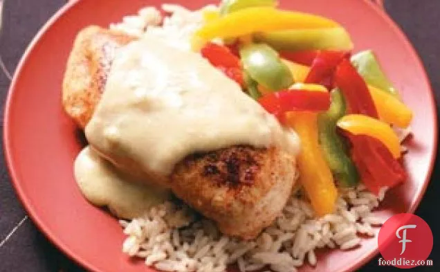 हरी मिर्च सॉस के साथ चिकन