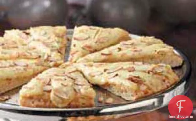 Garlic Brie Pizza