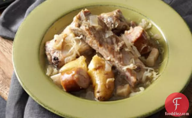 Simple Sparerib & Sauerkraut Supper