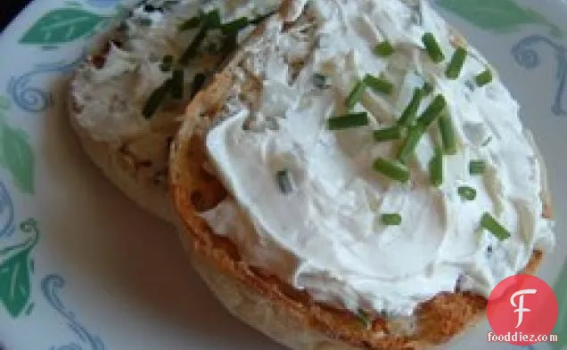 Chive and Onion Yogurt and Cream Cheese Spread