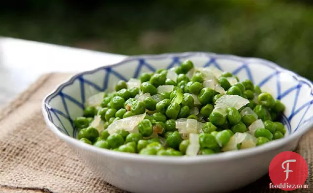 Simple Peas And Onions