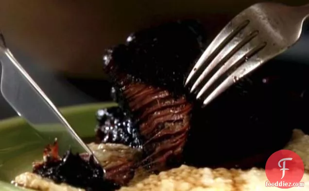 रेड वाइन ब्रेज़्ड शॉर्ट रिब्स