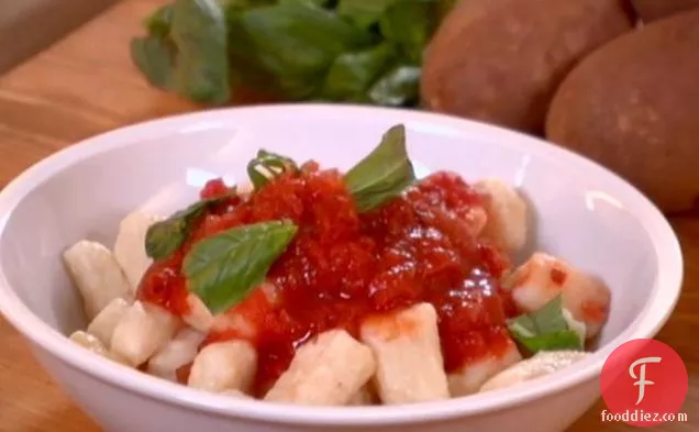 Gnocchi with Spicy Tomato Sauce
