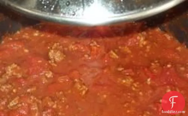 सरल अर्ध-घर का बना कम कार्ब नो-बीन मिर्च