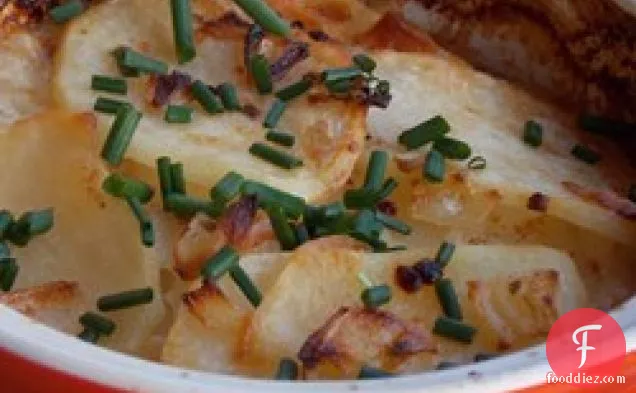 Herbed Scalloped Potatoes and Onions