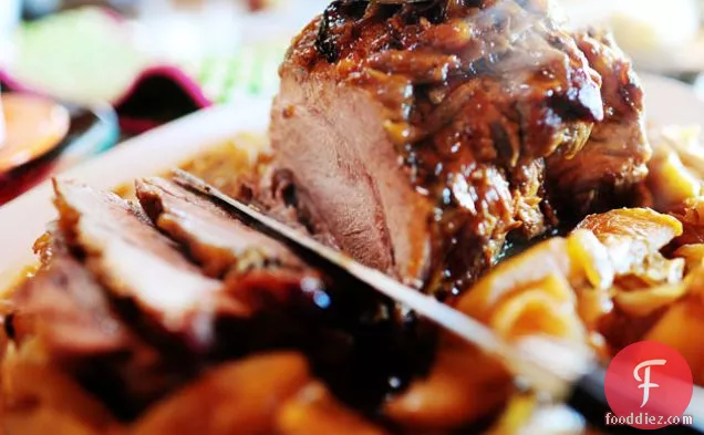 Pork Roast with Apples and Onions