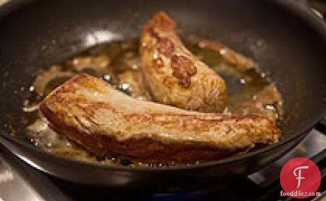 Pork Tenderloin With Figs And Onions