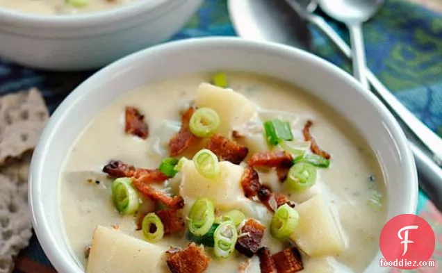 Baked Potato Soup With Bacon, Onion & Cheddar