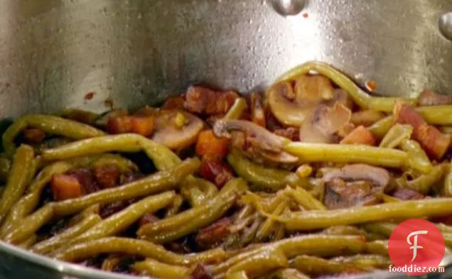 Bacon Braised String Beans