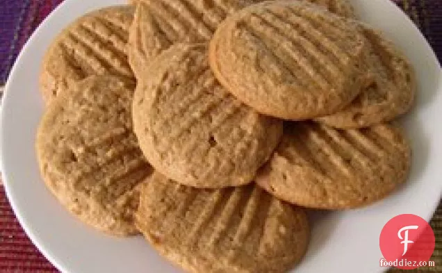 Easy Whole Wheat Peanut Butter Cookies