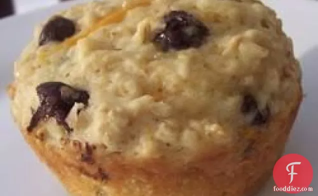 Tasty Orange-Oatmeal Muffins