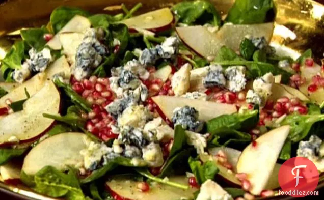 Pear and Pomegranate Salad with Gorgonzola and Champagne Vinaigrette