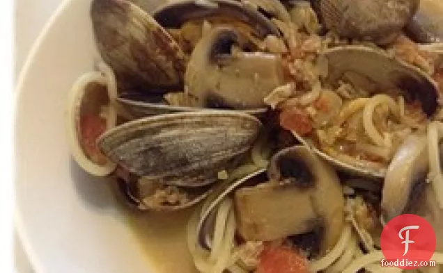 Clam Sauce with Linguine