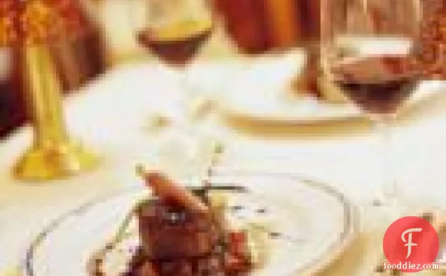 Beef Tenderloin With Bordelaise Sauce, Caramelized Carrots And