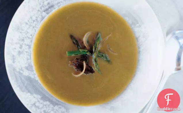 Asparagus Soup with Roasted Shallots and Morels