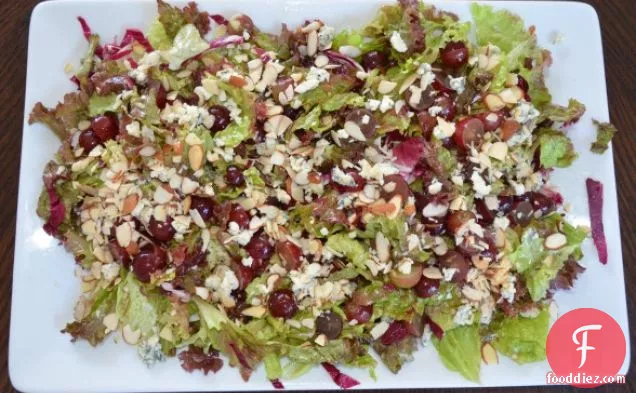 Mixed Greens With Grapes, Gorgonzola (or Roquefort) And Almonds