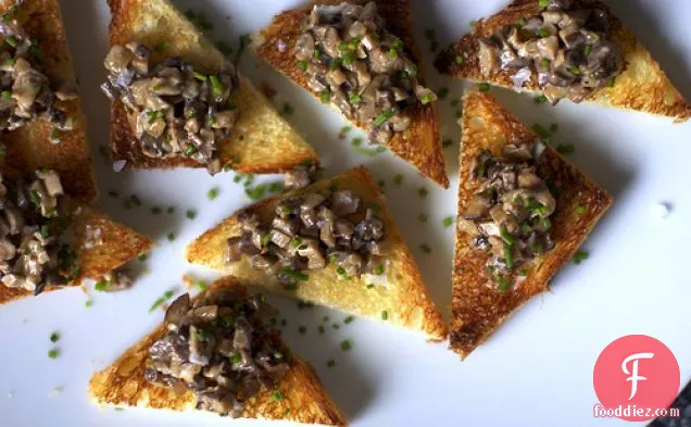 Creamed Mushrooms On Chive Butter Toast