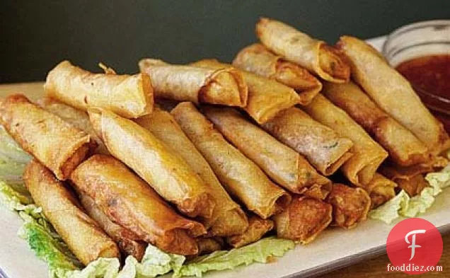 Shanghai Spring Rolls with Sweet Chili Sauce