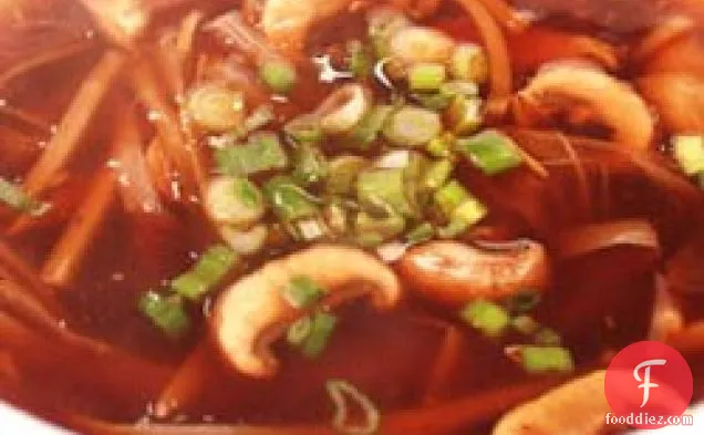 चीनी मसालेदार गर्म और खट्टा सूप