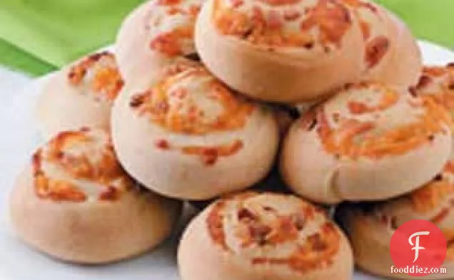 Bacon-Cheese Pinwheel Rolls